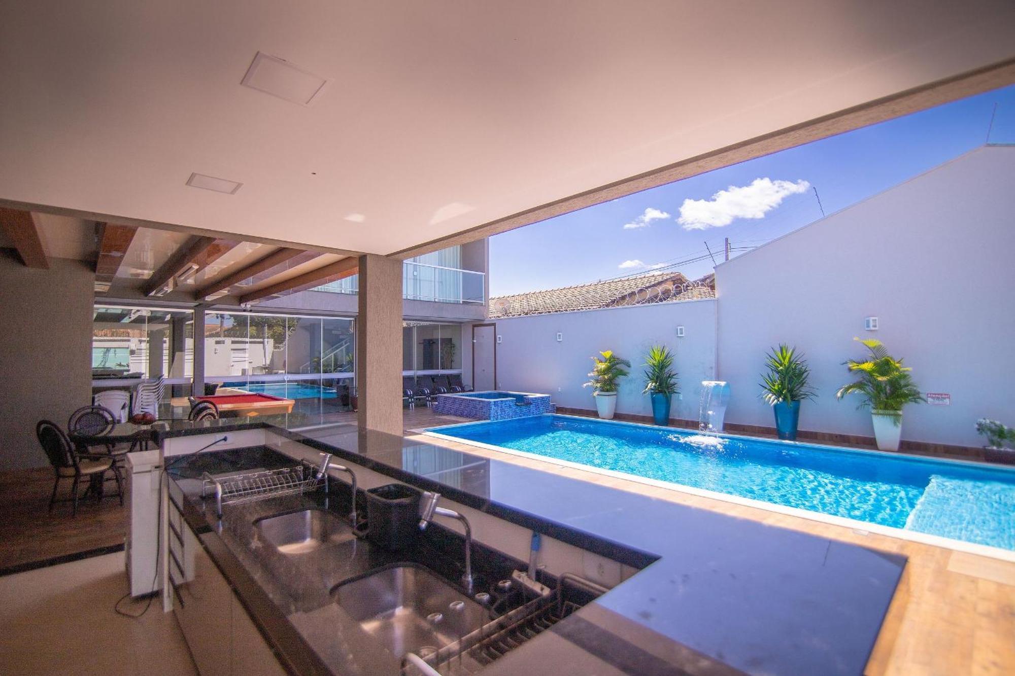 Casa de férias Sobrado Luxuoso C/ 3 E Piscina Quente *