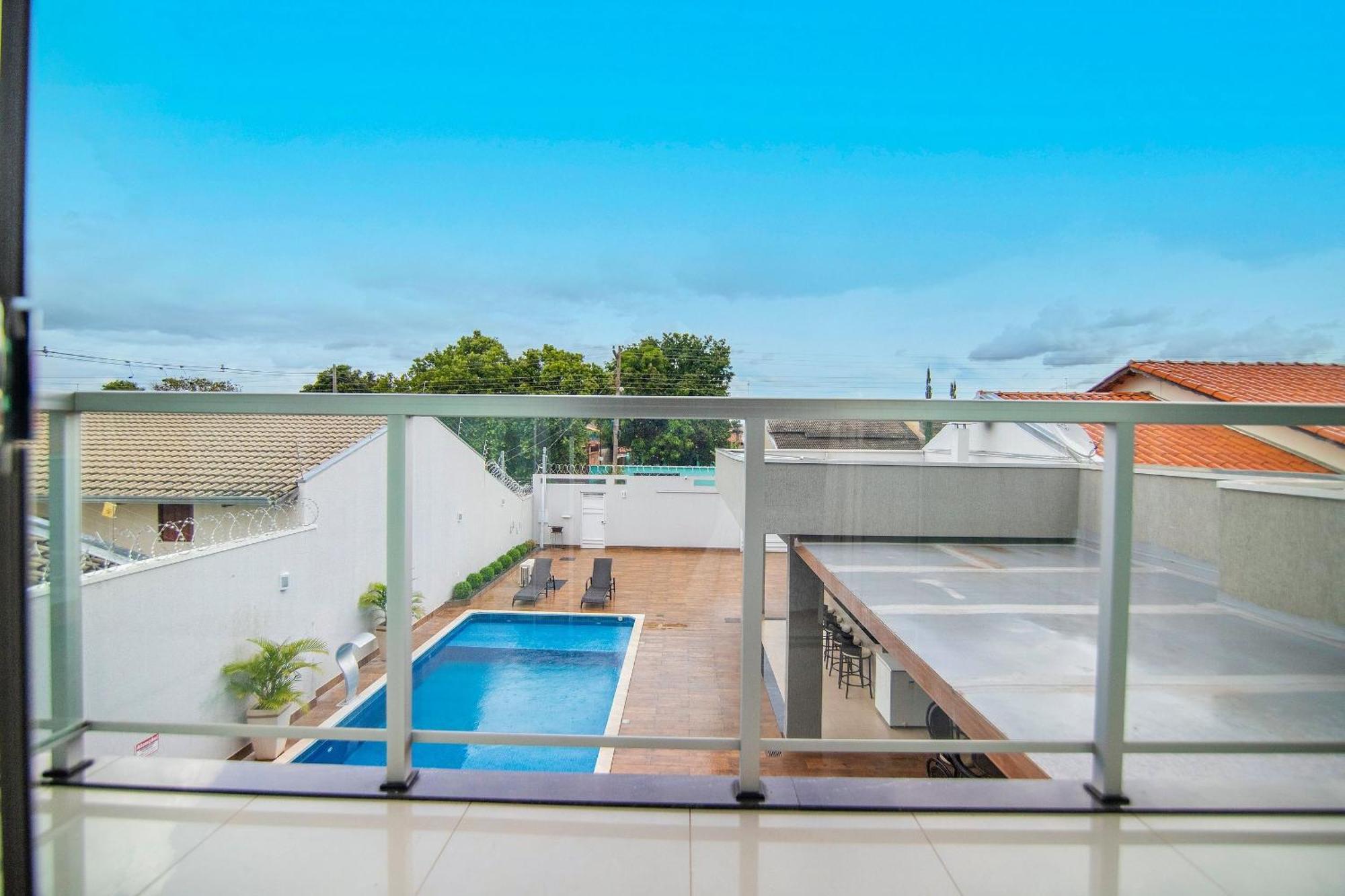 Casa de férias Sobrado Luxuoso C/ 3 E Piscina Quente Caldas Novas